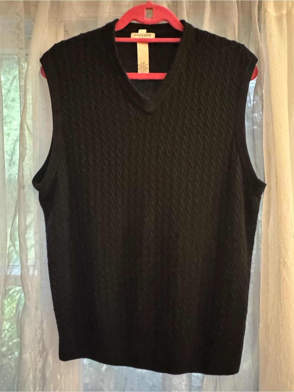 Dockers Black V-Neck Cable-Knit Sweater Vest